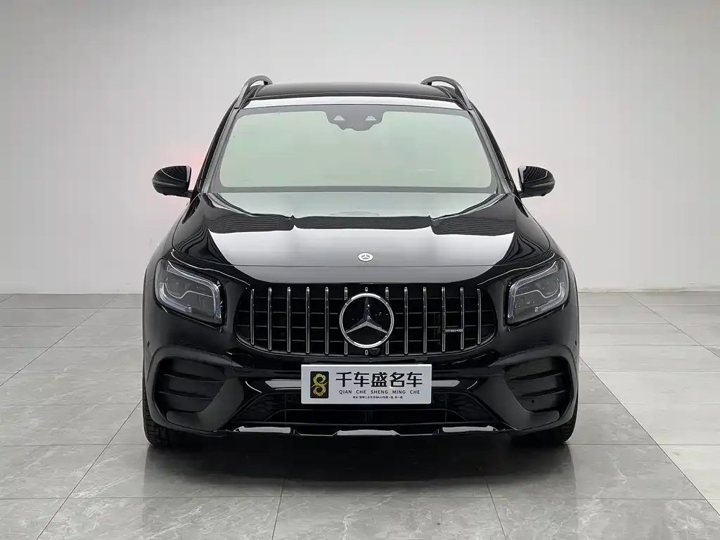 Mercedes-Benz GLB AMG — фото 9