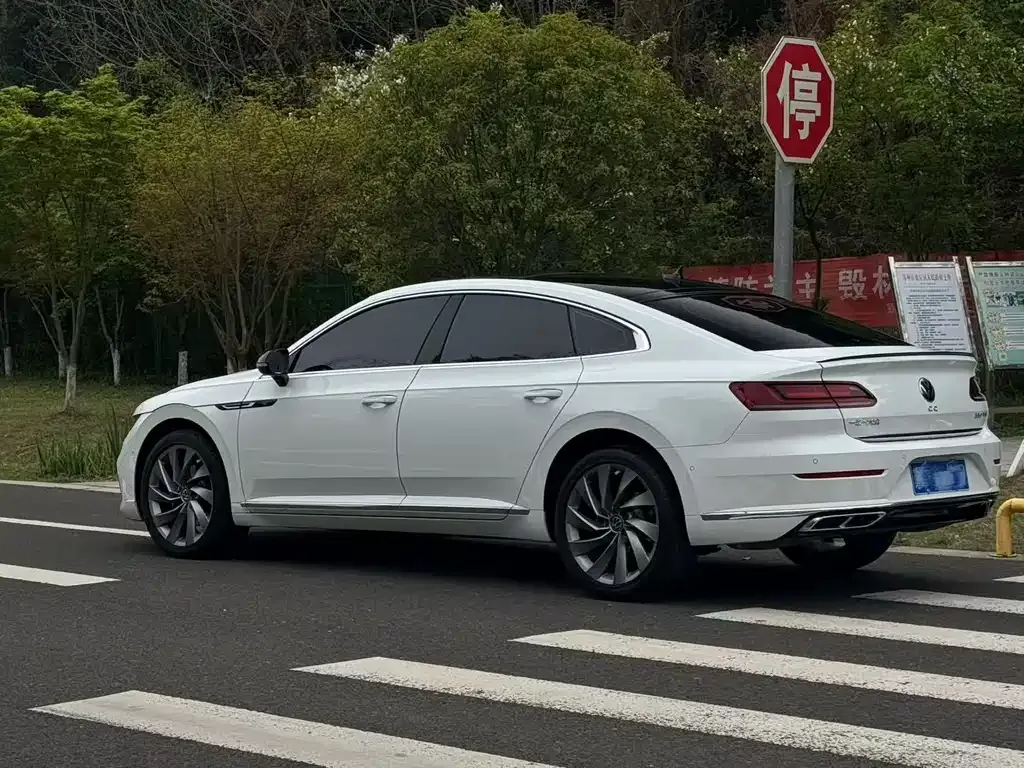 Volkswagen CC — фото 8