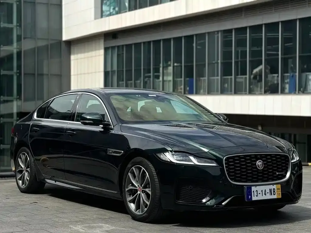 Jaguar XFL — фото 2