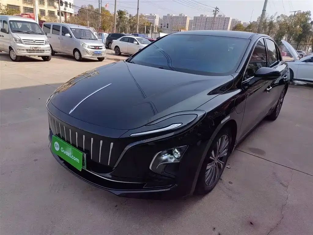 Hongqi E-QM5 — фото 4