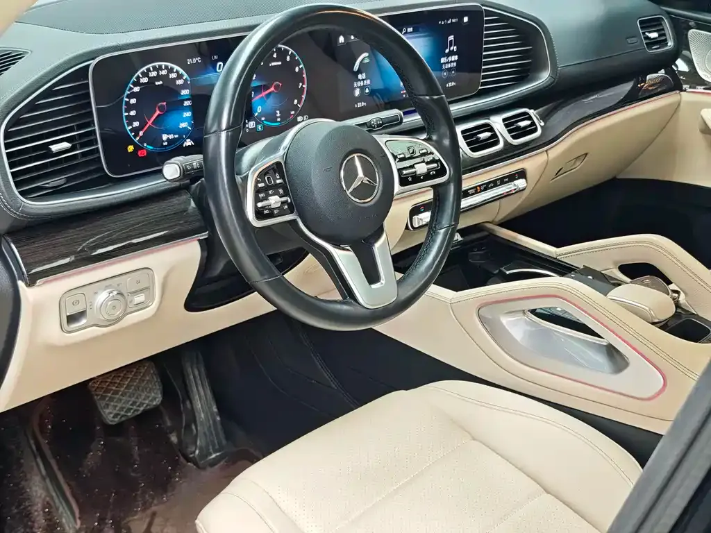 Mercedes-Benz GLE — фото 6