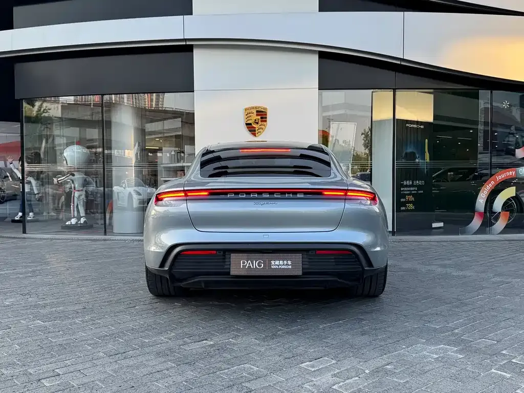 Porsche Taycan — фото 3