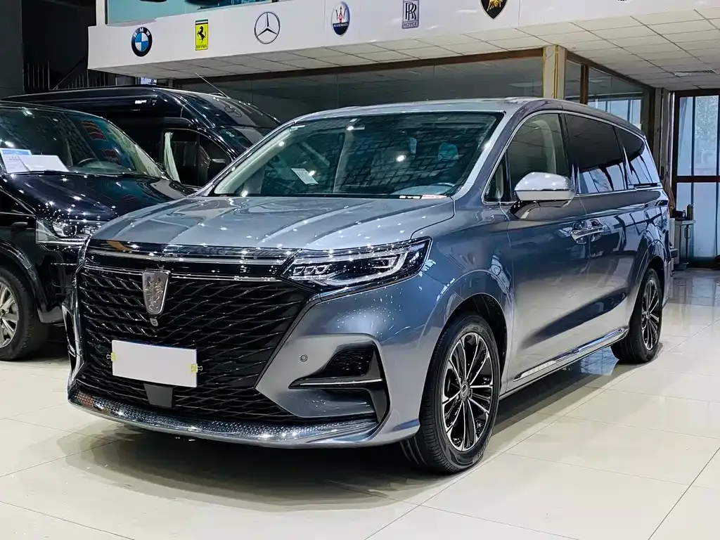 Roewe iMAX8 — фото 1