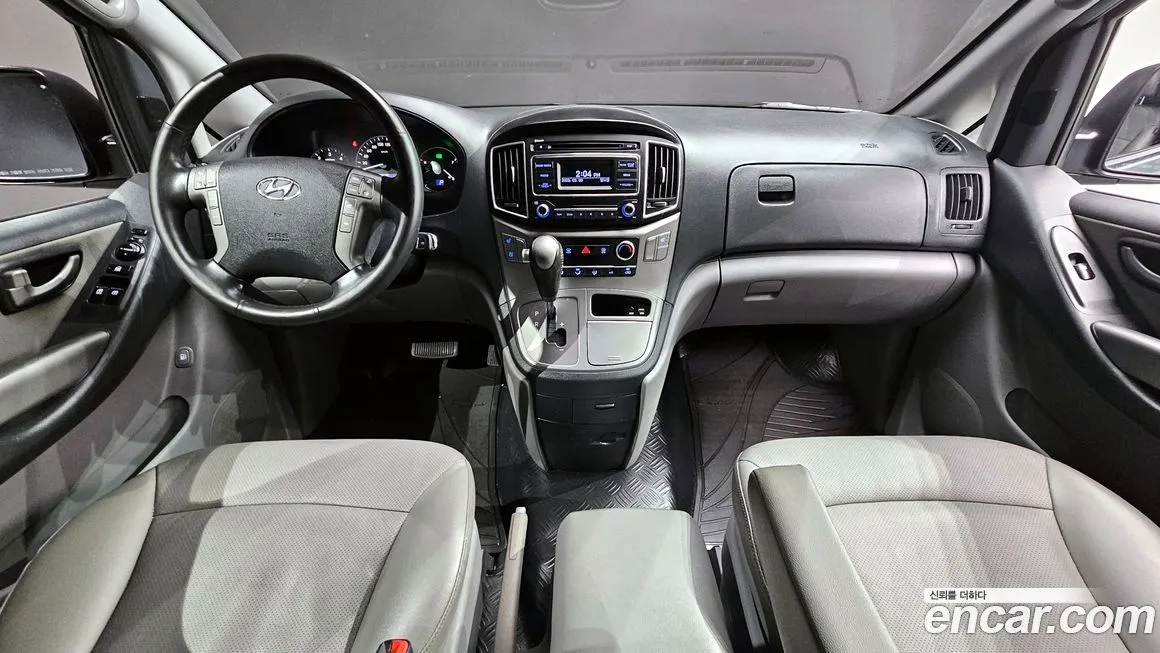 Hyundai Starex — фото 10