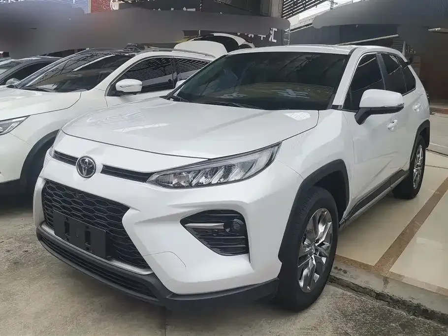 Toyota Wildlander — фото 1