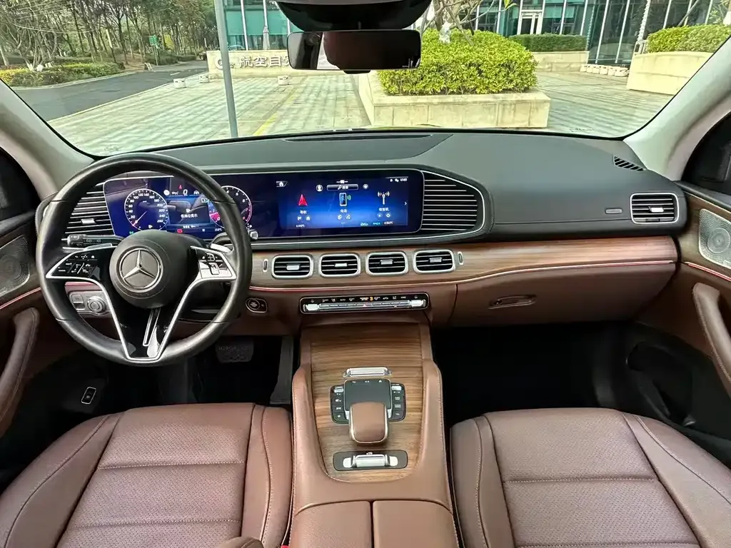 Mercedes-Benz GLE — фото 8