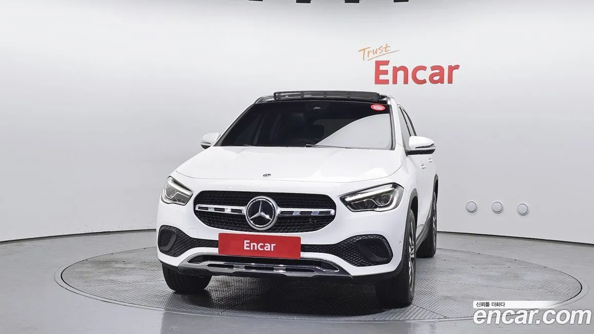 Mercedes-Benz GLA-Class — фото 4
