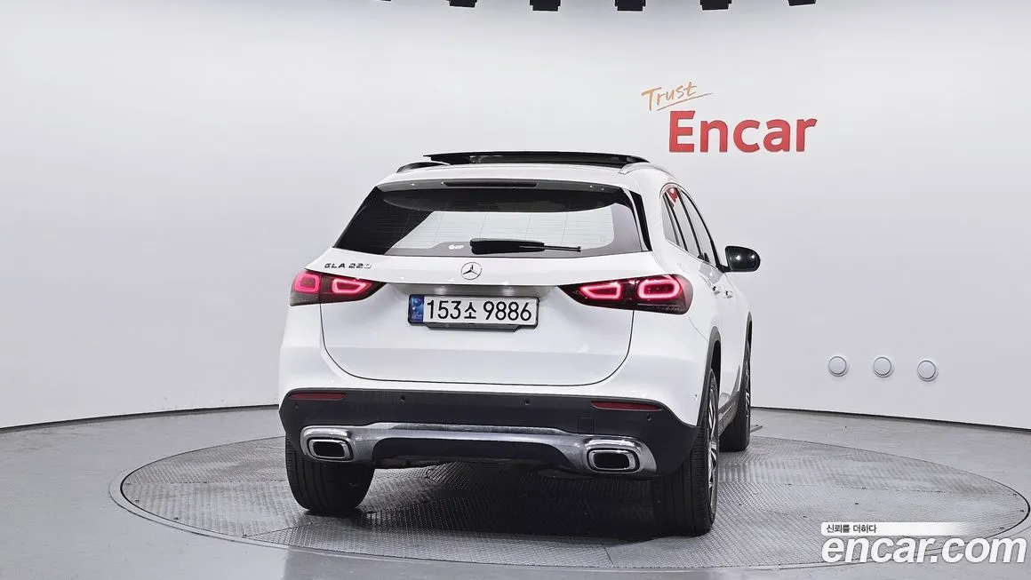 Mercedes-Benz GLA-Class — фото 3