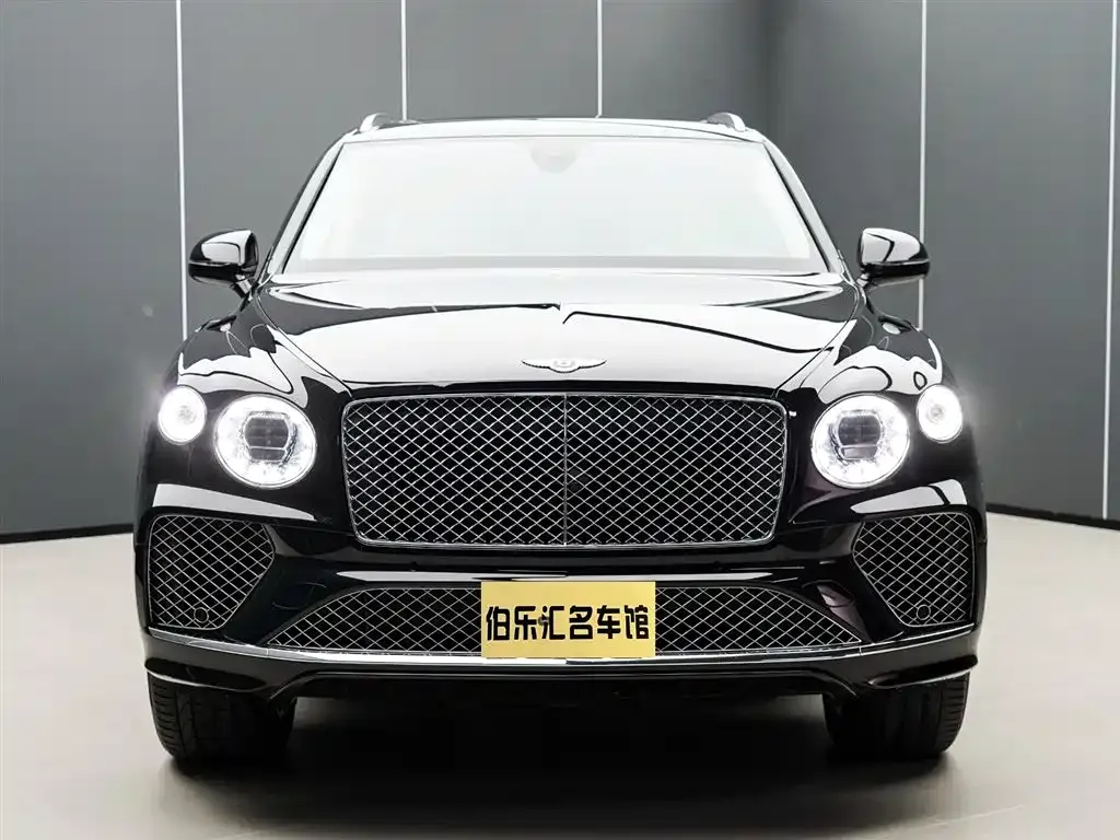 Bentley Bentayga — фото 10