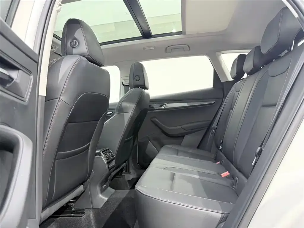 Skoda Karoq — фото 2