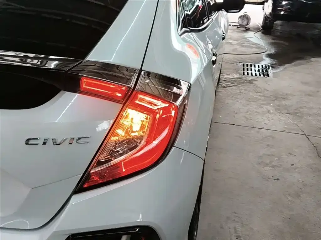 Honda Civic — фото 6