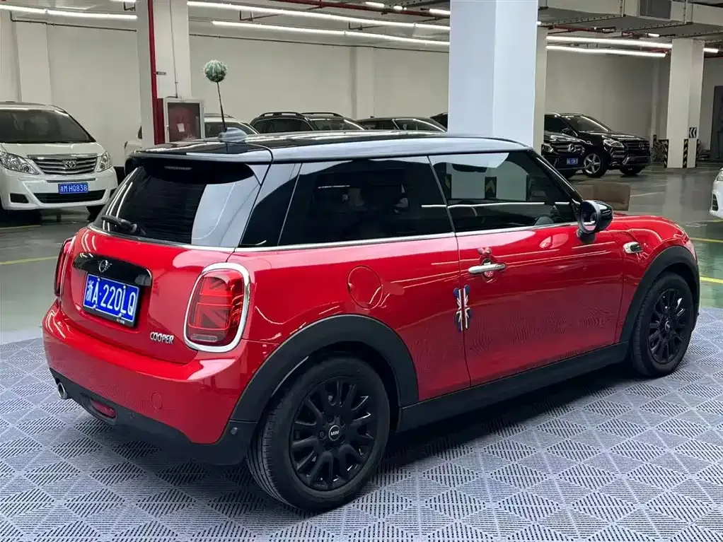 MINI Cooper (3-door) — фото 10