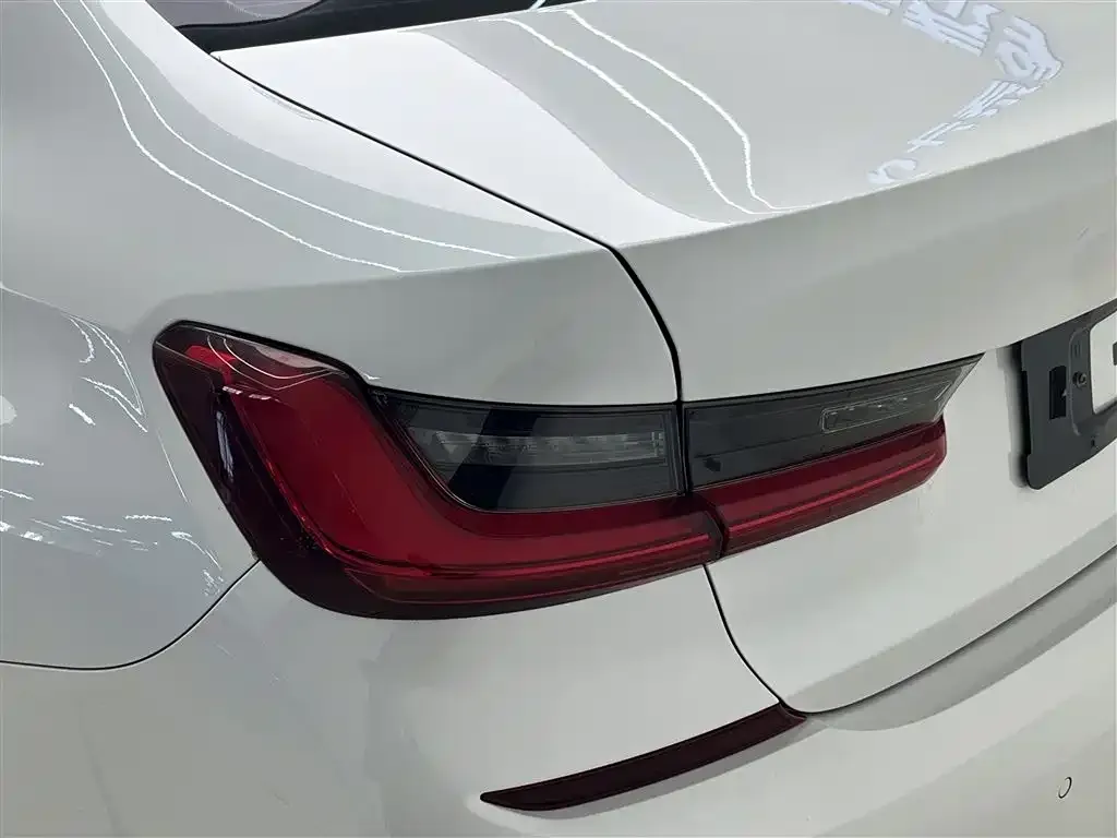BMW 3 Series — фото 1