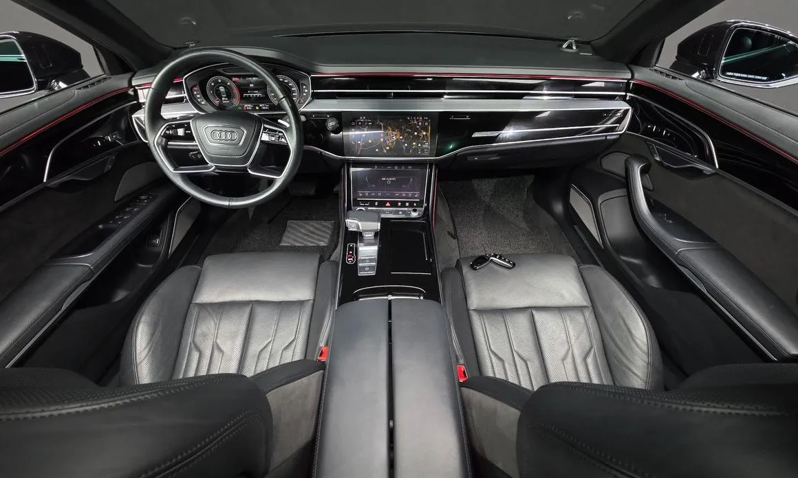 Audi A8 — фото 9