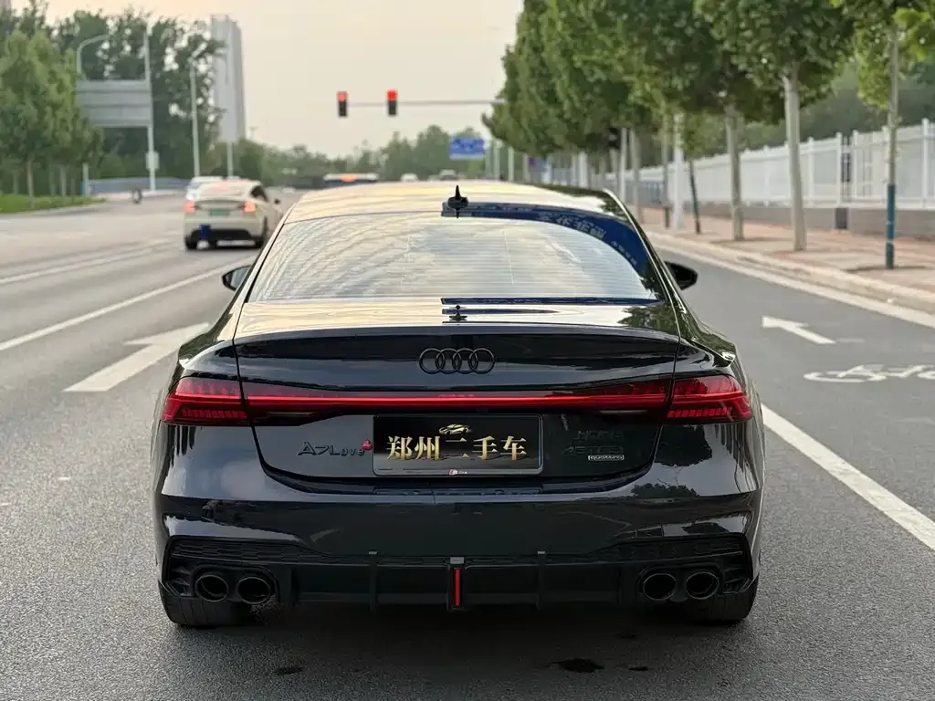 Audi A7L — фото 5