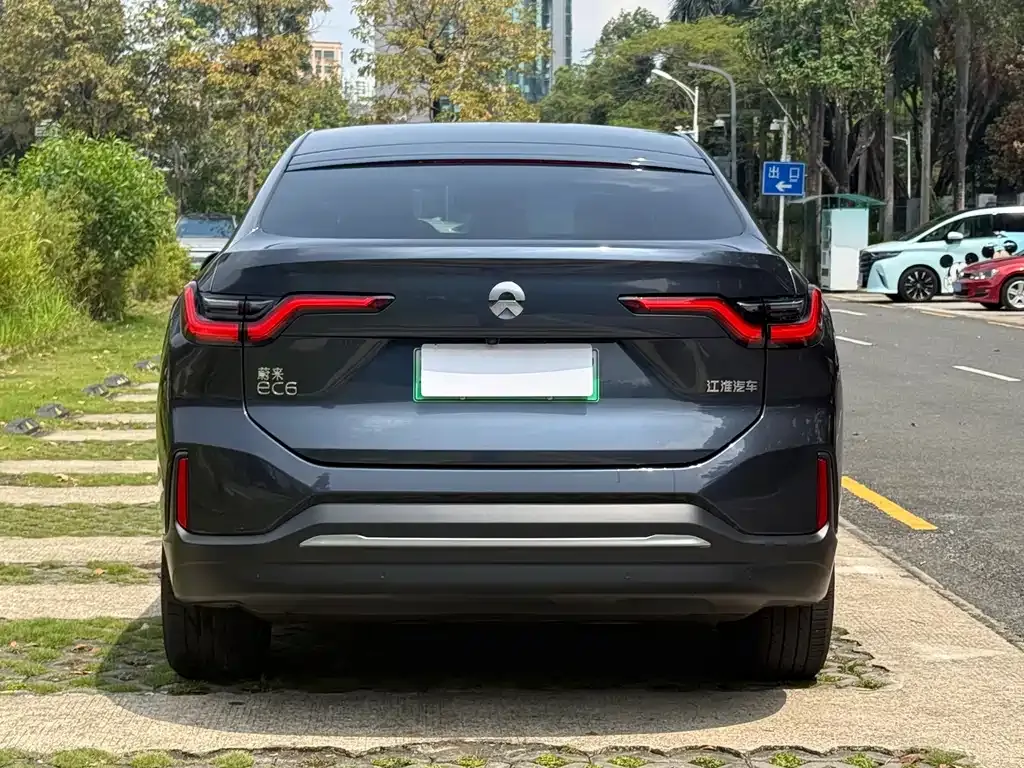 NIO EC6 — фото 6