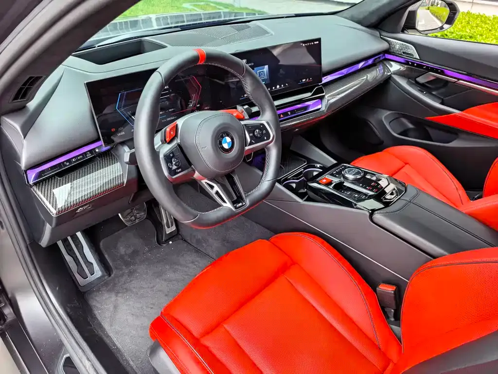 BMW M5 New Energy — фото 4