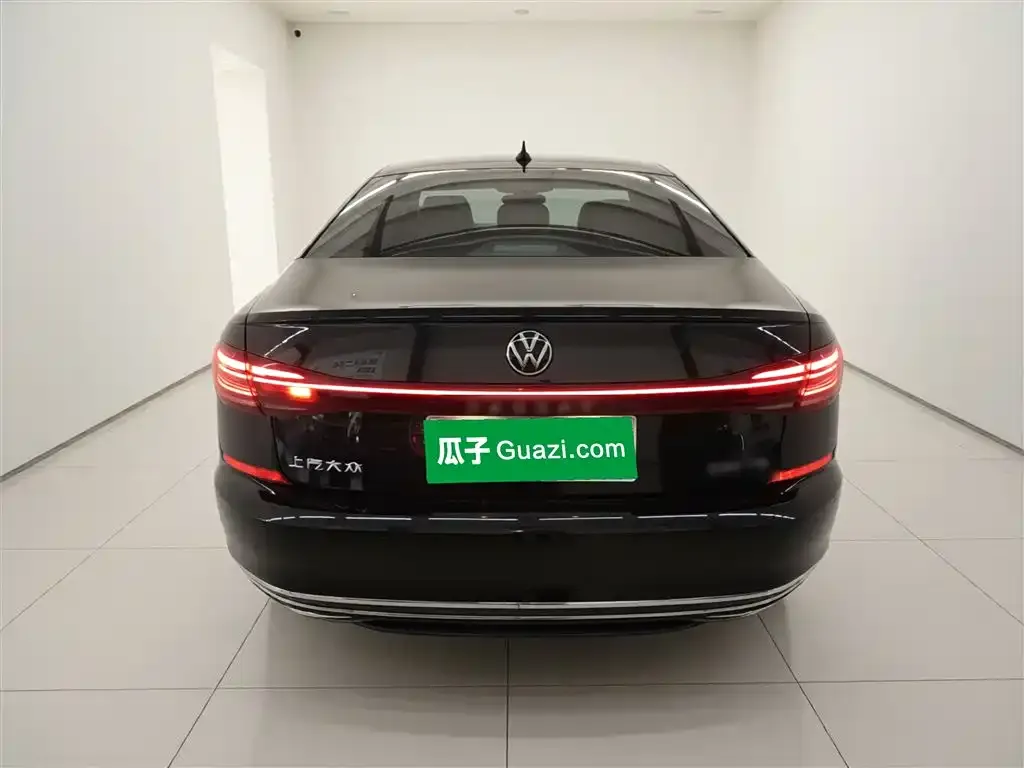 Volkswagen Passat — фото 7