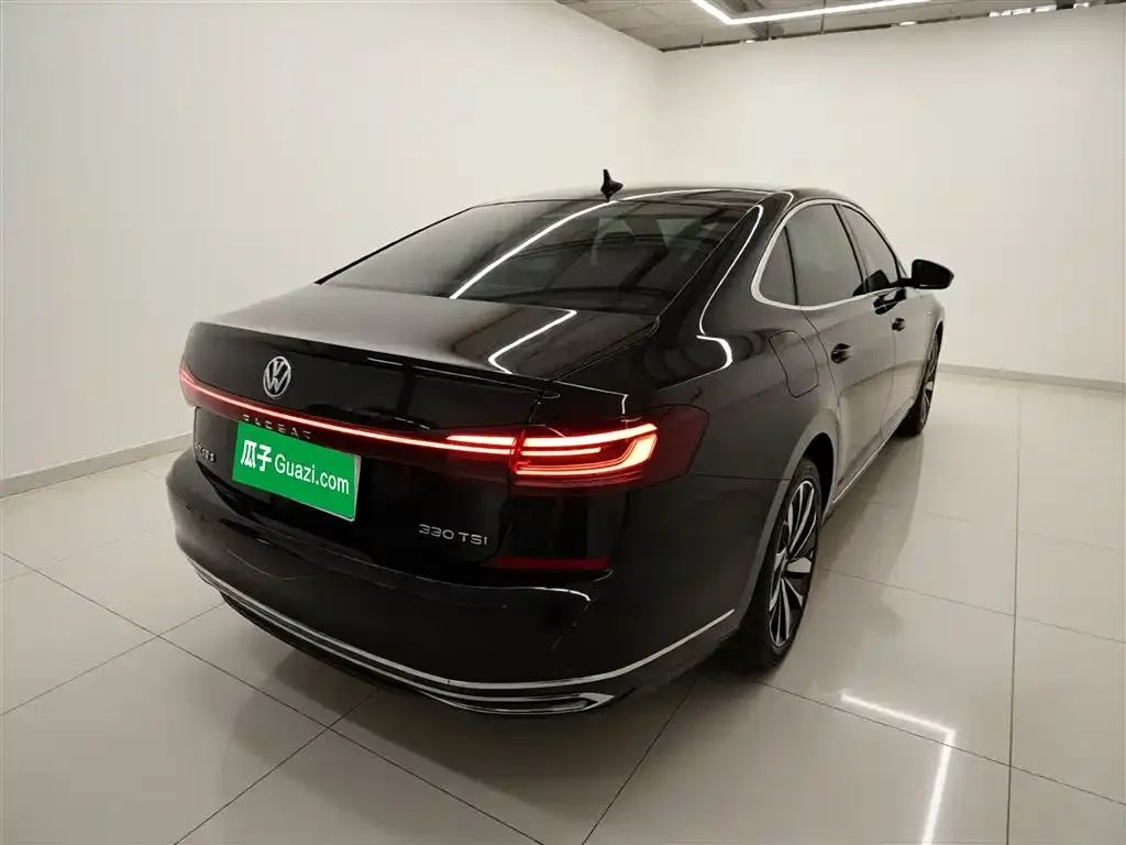 Volkswagen Passat — фото 5