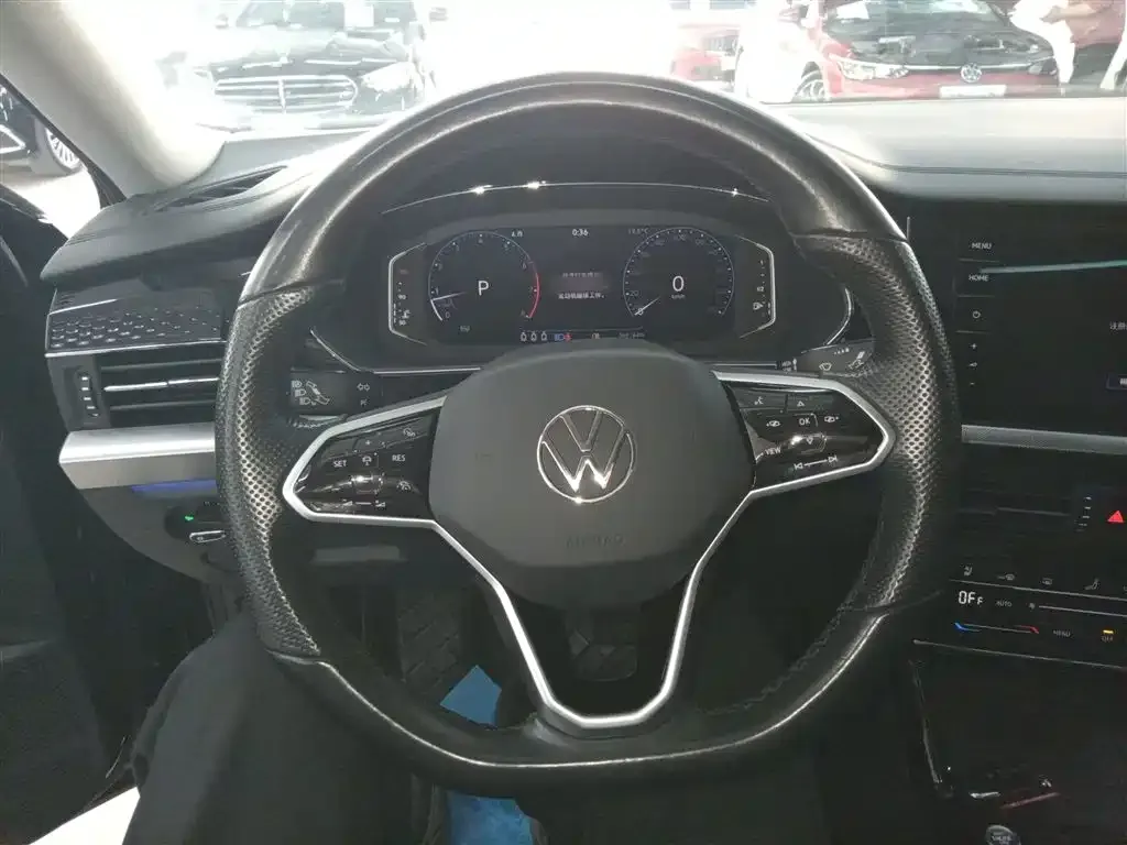 Volkswagen Passat — фото 9
