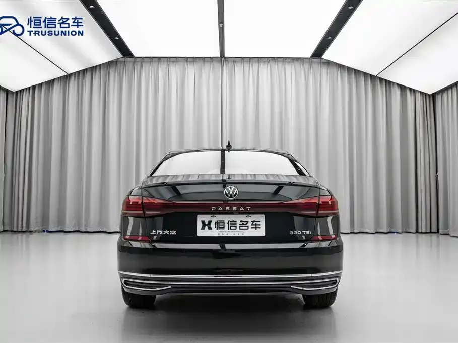 Volkswagen Passat — фото 6