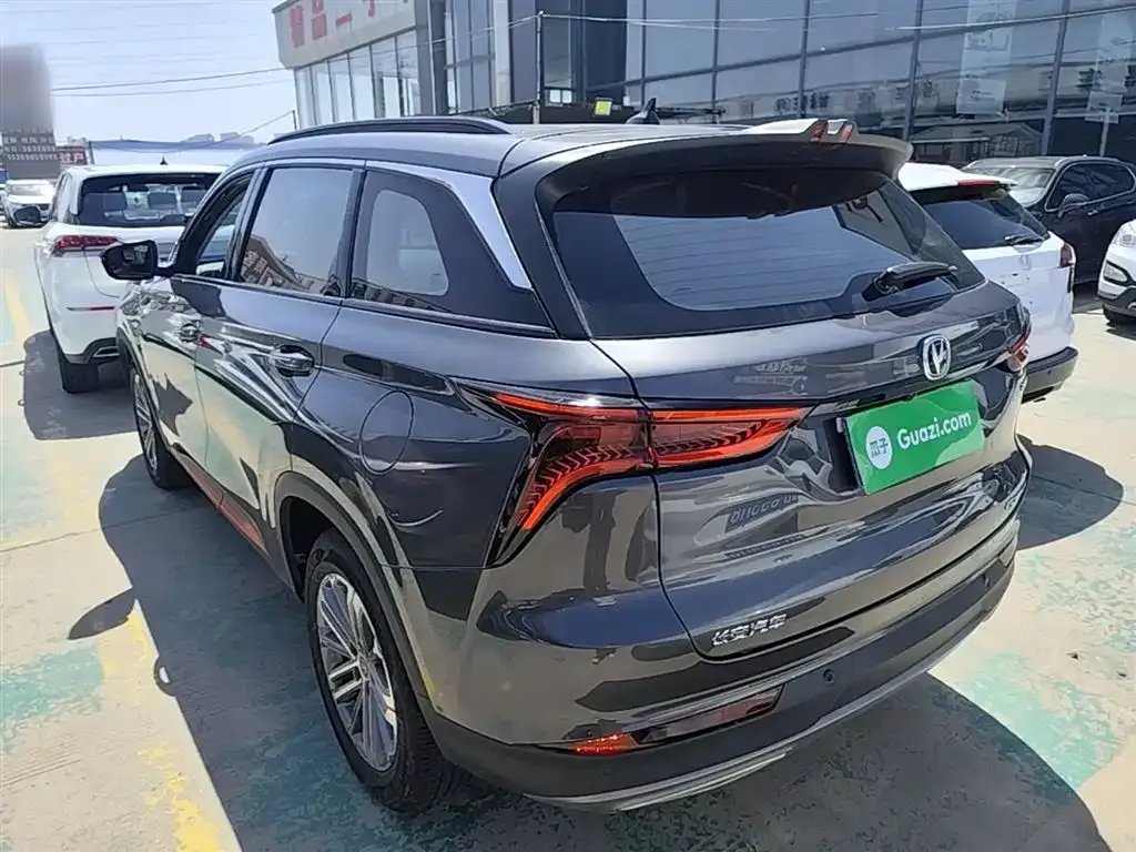 Changan CS75PLUS — фото 9