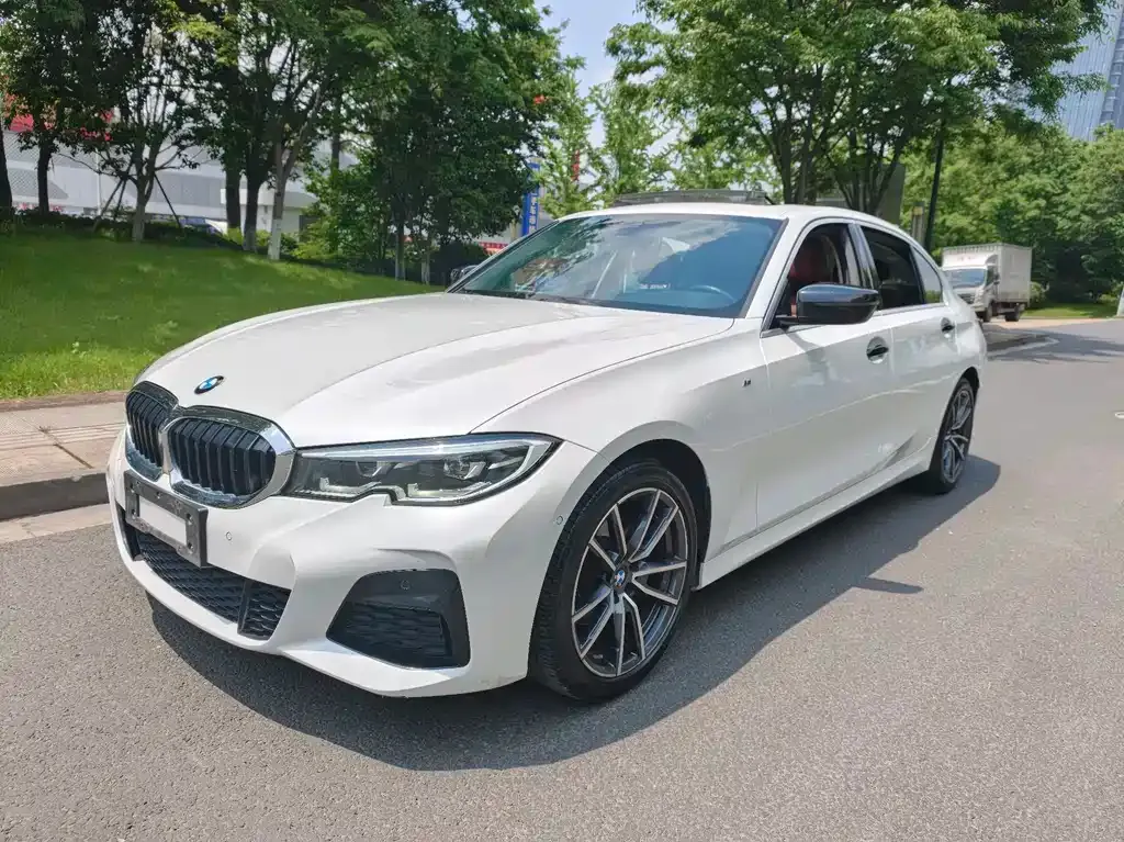 BMW 3 Series — фото 1