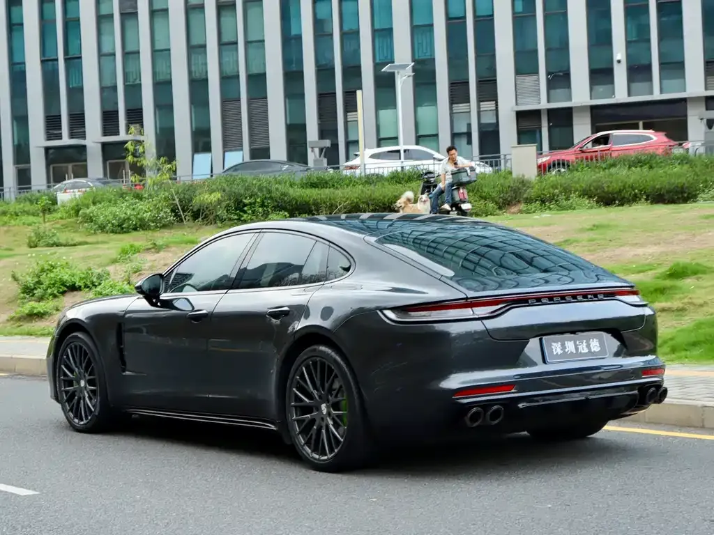 Porsche Panamera — фото 6