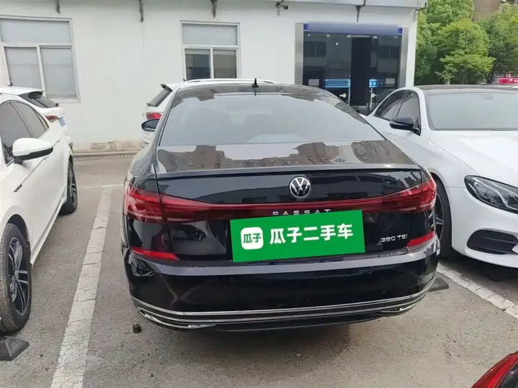 Volkswagen Passat — фото 2