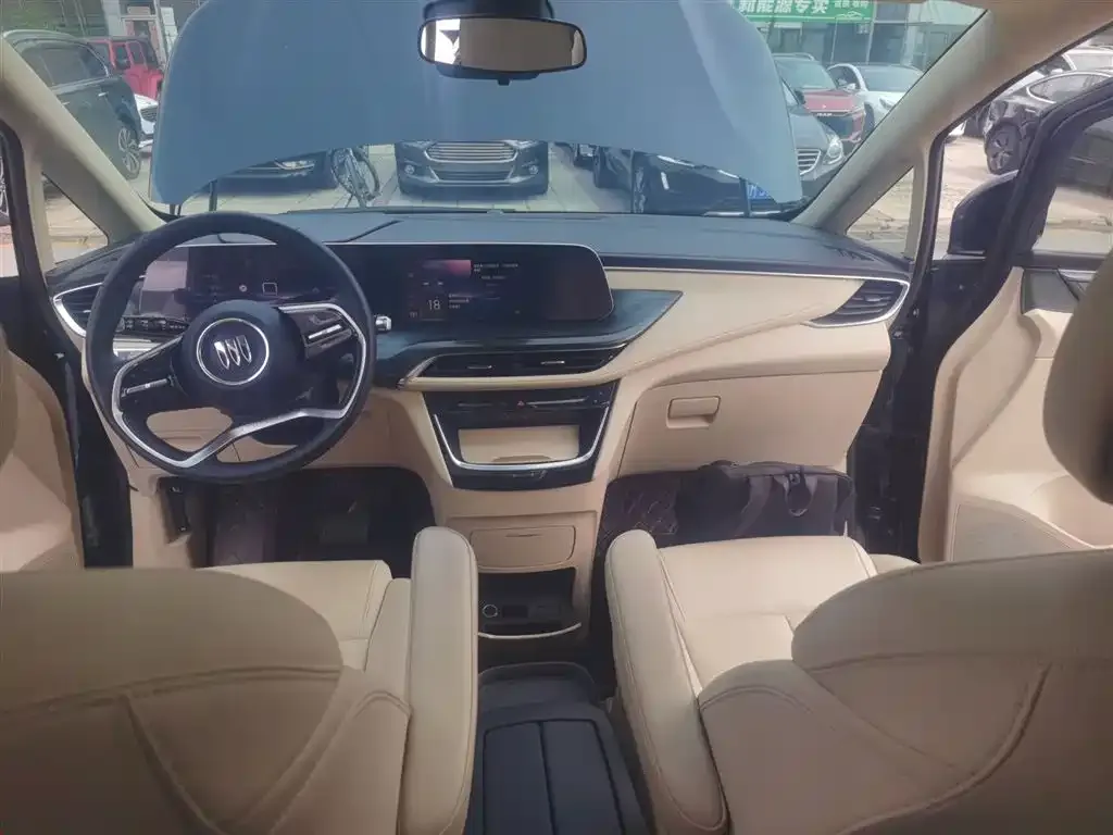Buick GL8 Hybrid — фото 9