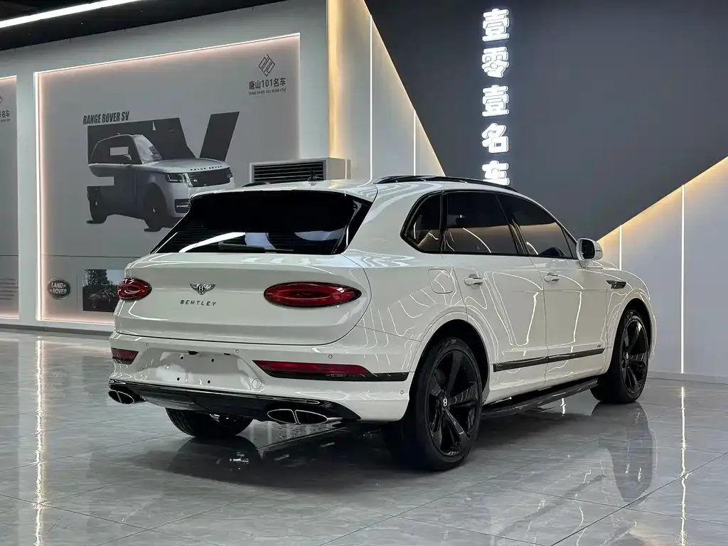 Bentley Bentayga — фото 10