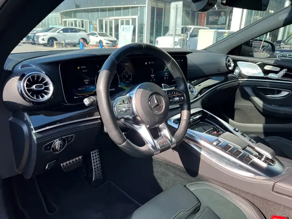 Mercedes-Benz AMG GT — фото 6