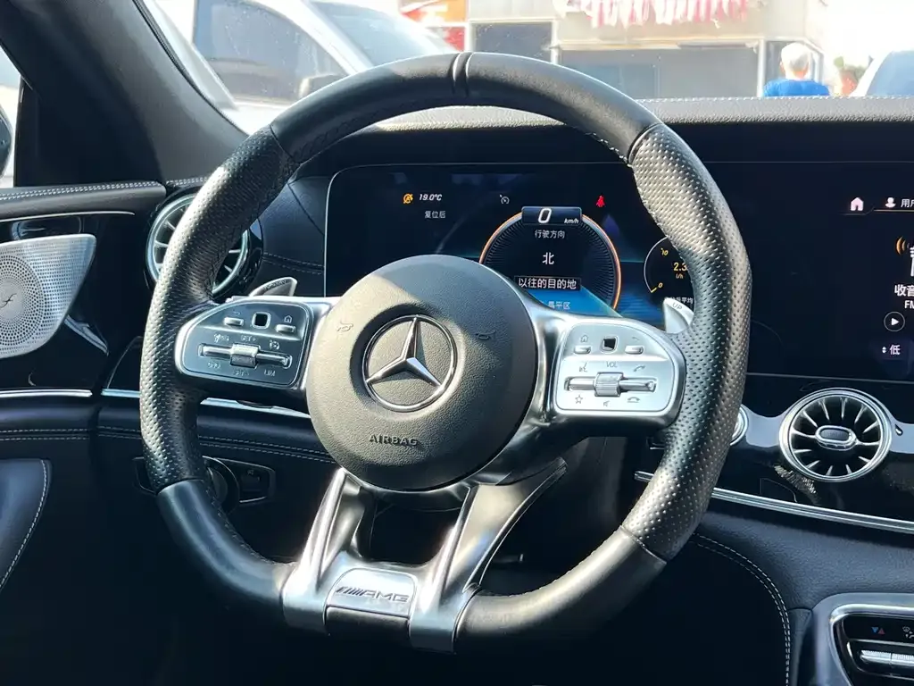 Mercedes-Benz AMG GT — фото 9