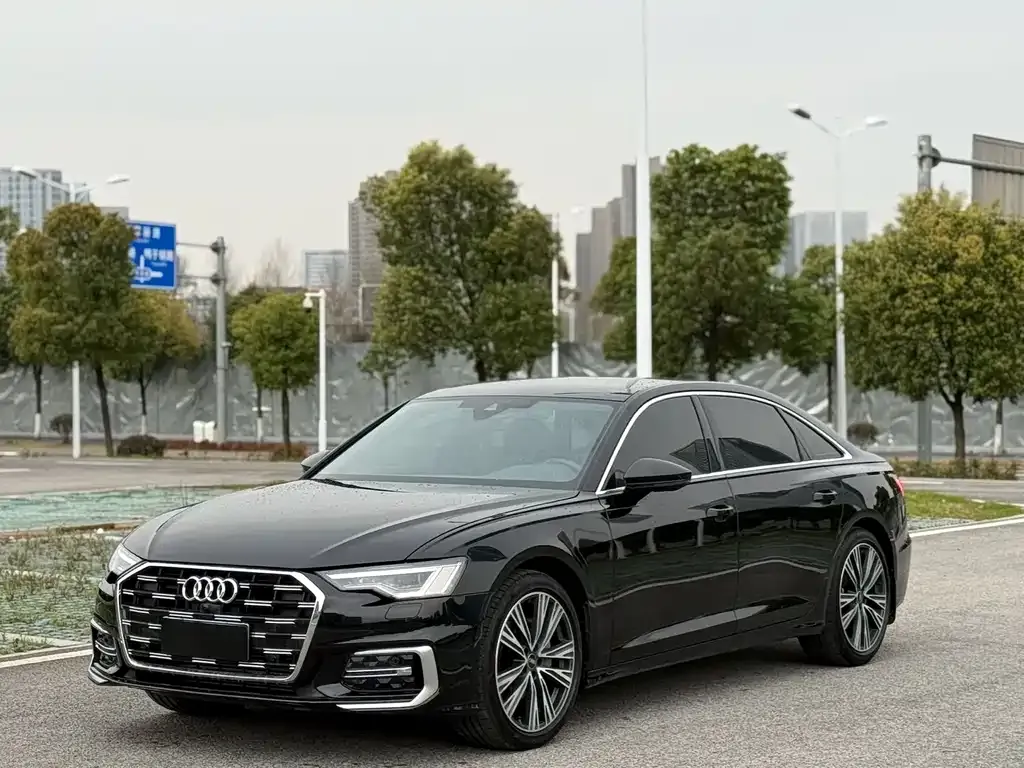 Audi A6L — фото 9