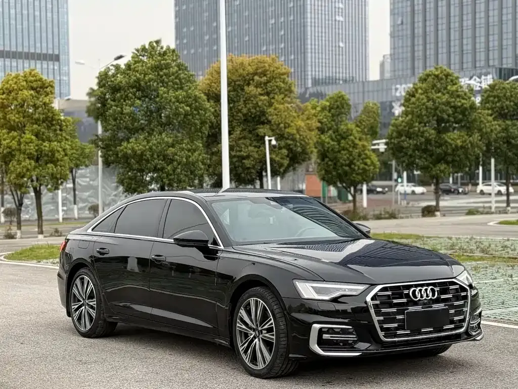 Audi A6L — фото 8