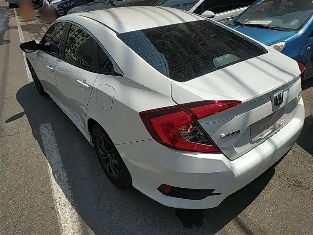Honda Civic — фото 6