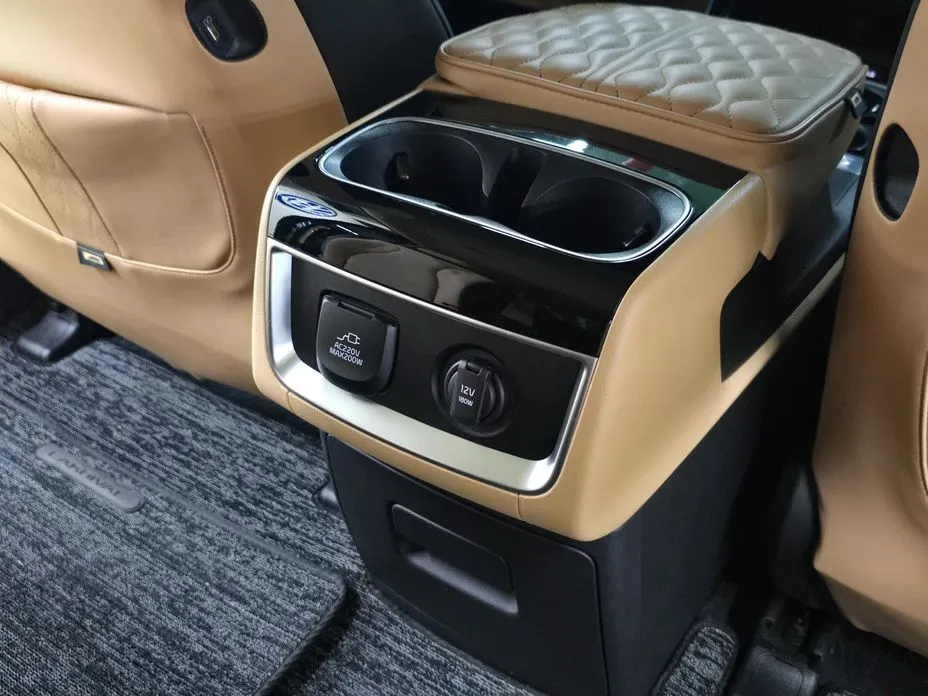 Kia Carnival — фото 2