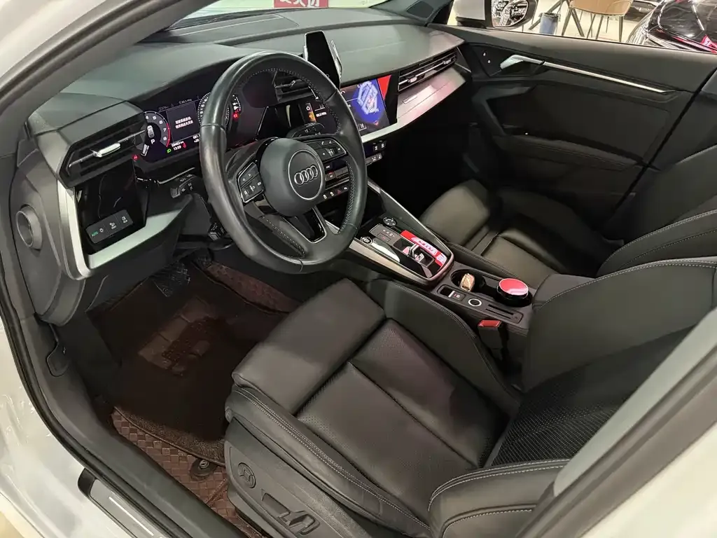 Audi A3 — фото 7