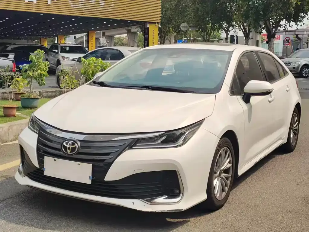 Toyota Allion — фото 1