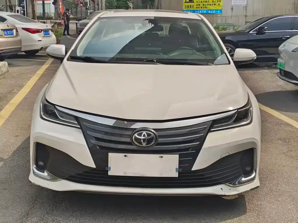 Toyota Allion — фото 5
