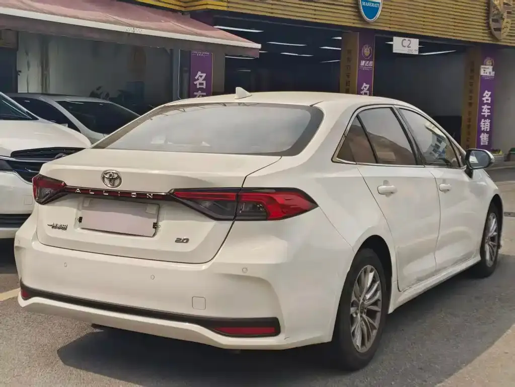 Toyota Allion — фото 10