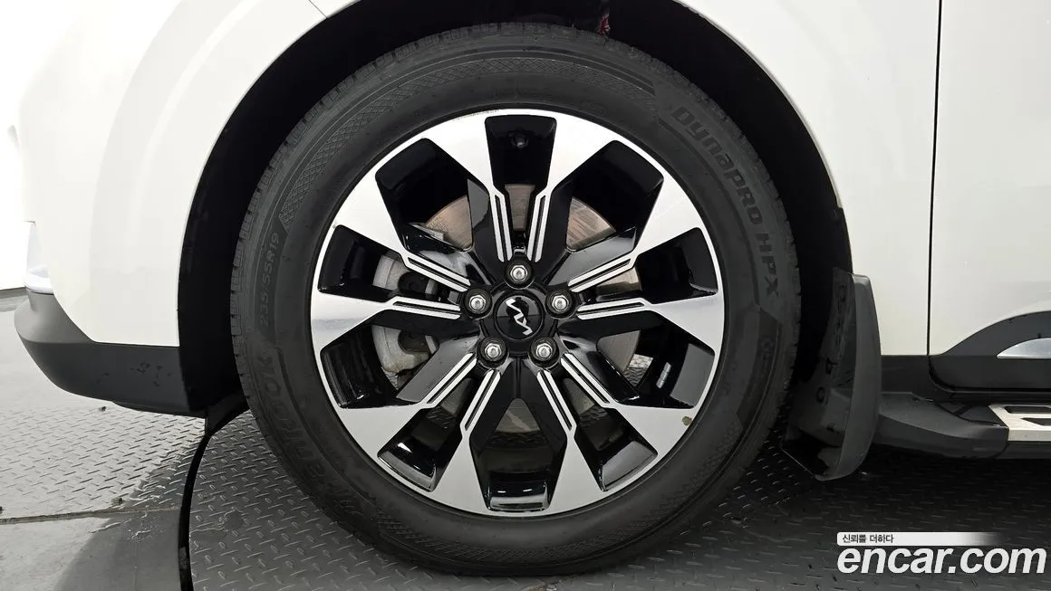 Kia Carnival — фото 10