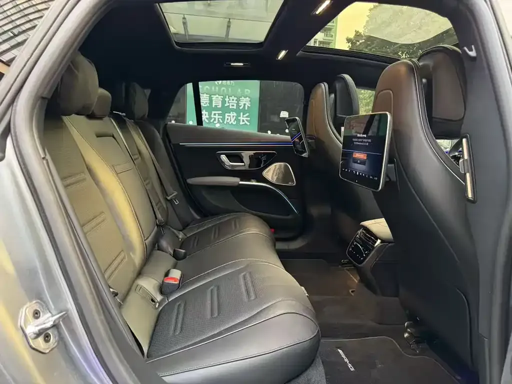 Mercedes-Benz EQS AMG — фото 3