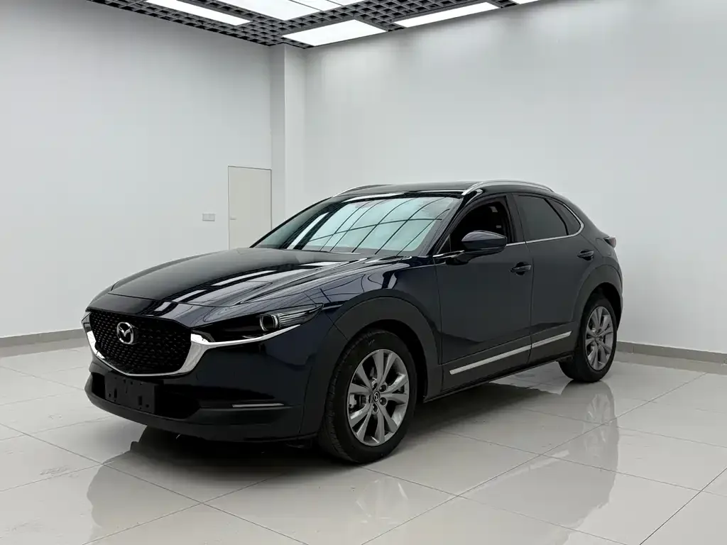 Mazda CX-30 — фото 1