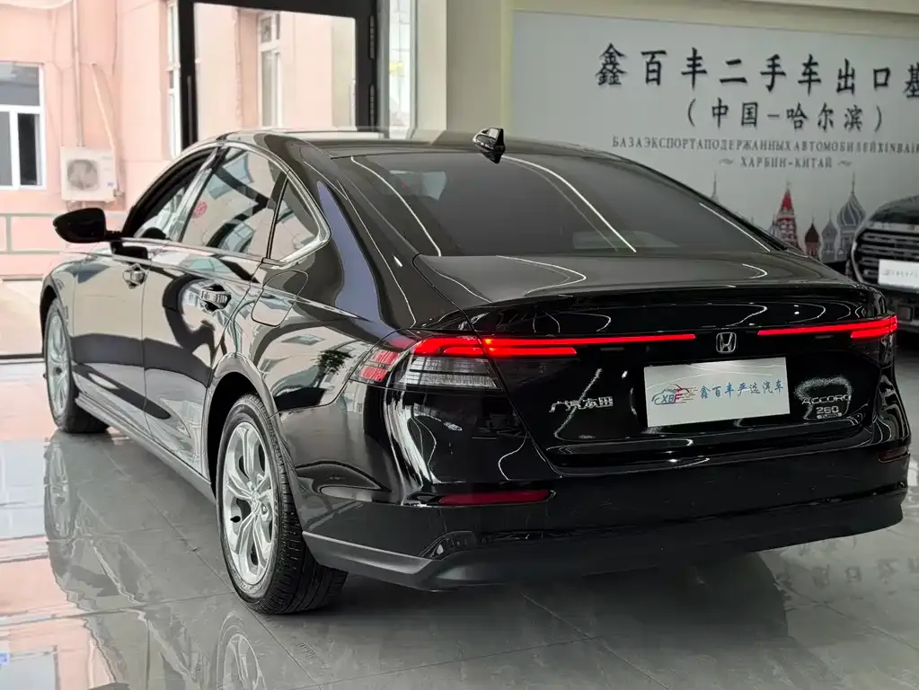 Honda Accord — фото 2