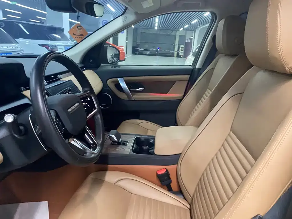Land Rover Discovery Sport — фото 10