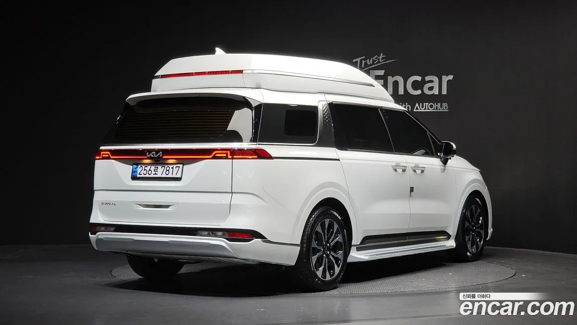 Kia Carnival — фото 4