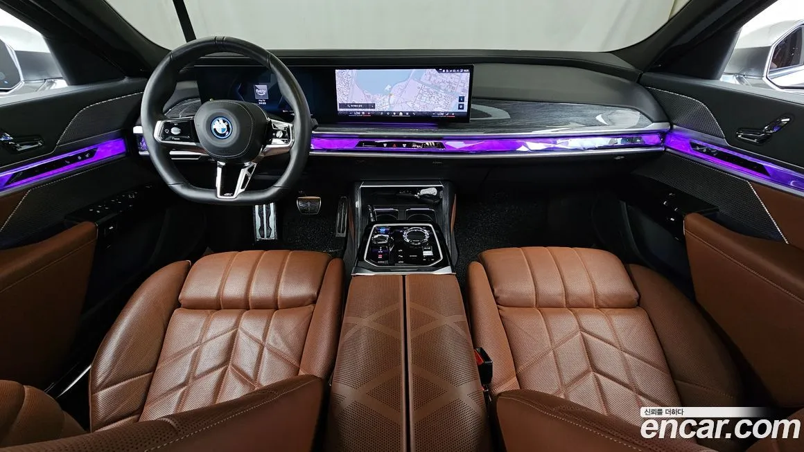 BMW i7 — фото 5