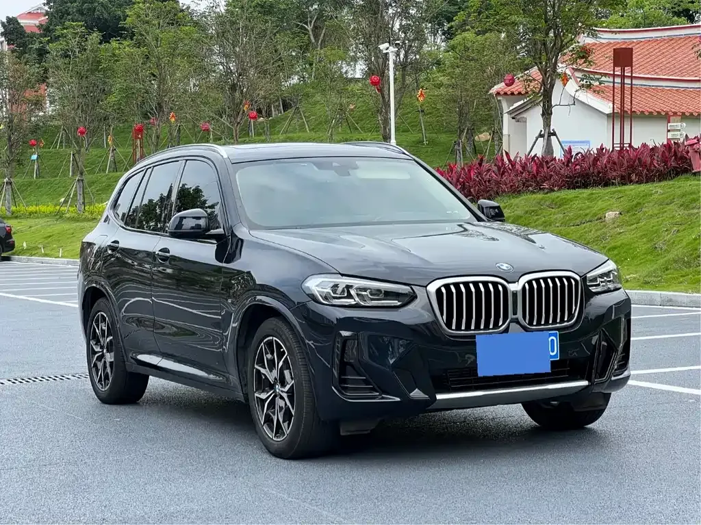 BMW X3 — фото 7