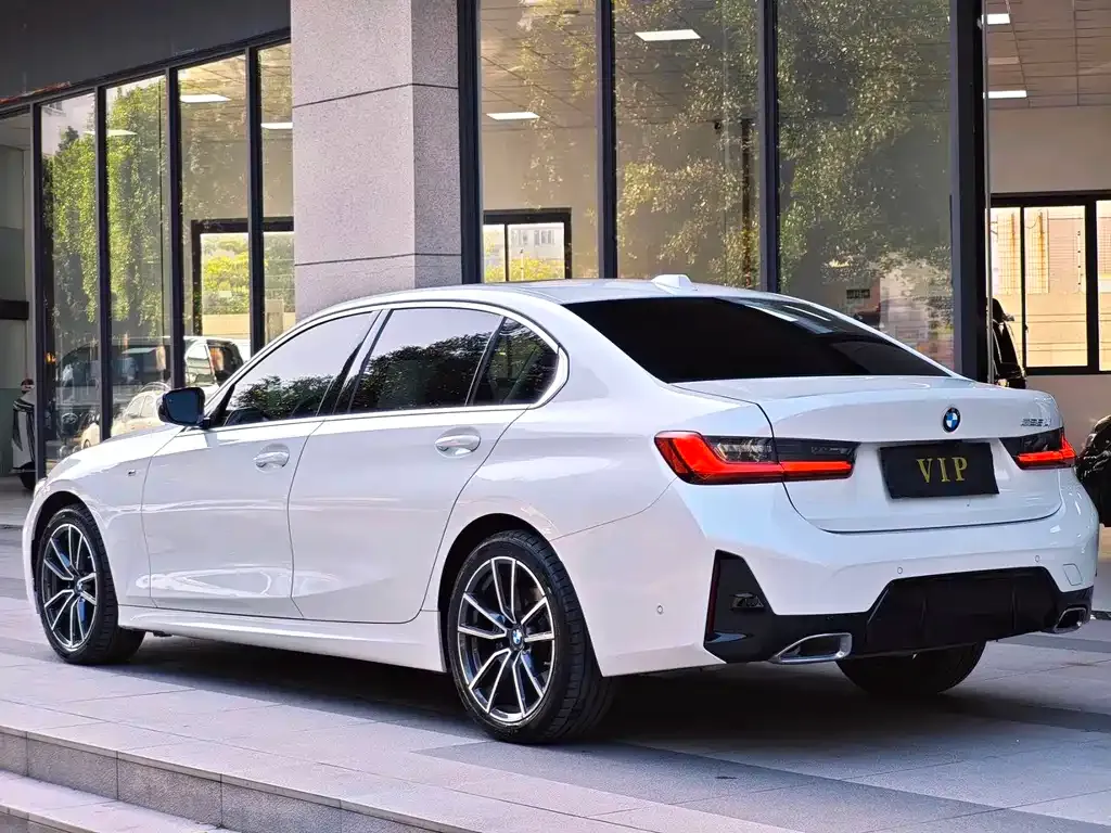 BMW 3 Series — фото 7